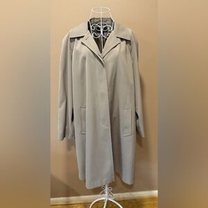 Gallery Beige Water Resistant Trench Raincoat Size Large Quiet Luxury